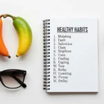 Cuaderno con lista de hábitos saludables